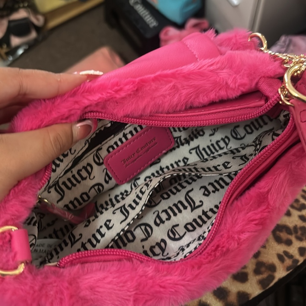 Juicy couture Fuzzy shoulder bag - Picture 2 of 4